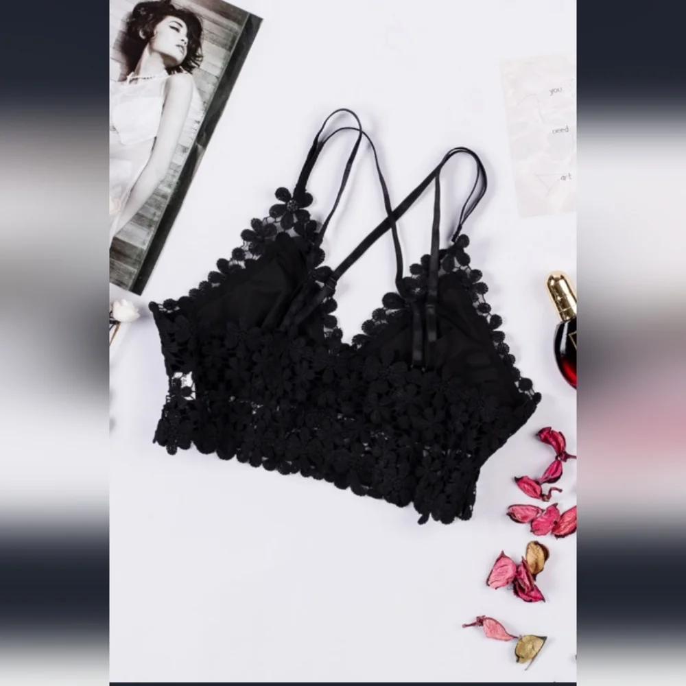 Lace Floral Crochet Strap Bralette - Picture 9 of 9